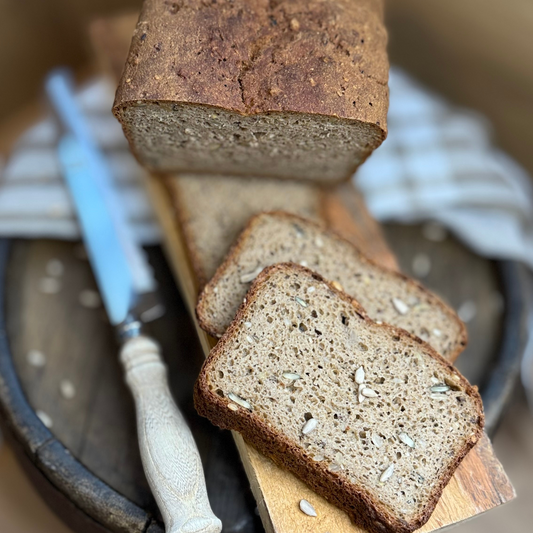 Rezept glutenfreier Rührknüller – Buchweizenbrot